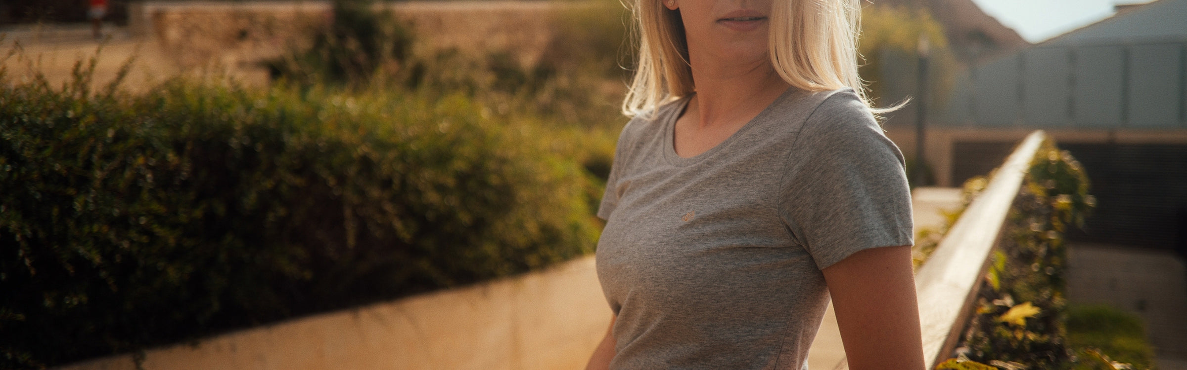 Prémiová dámská trička s krátkým rukávem ze 100% bio bavlny