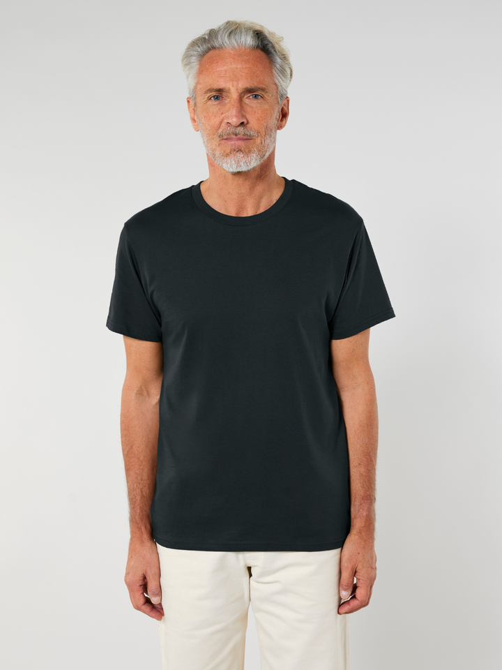 Černé pánské basic tričko ze 100% bio bavlny bez potisku