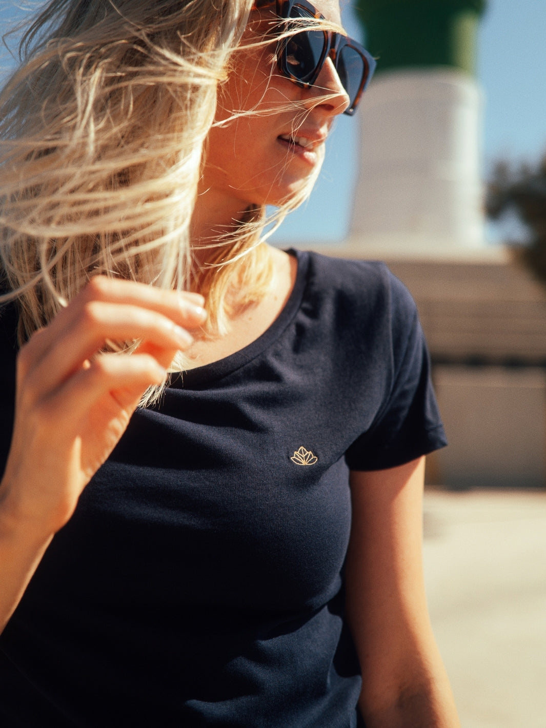 Soul 2.0 dámské tričko z bio bavlny s kulatým výstřihem námořní modré detailní fotografie trička